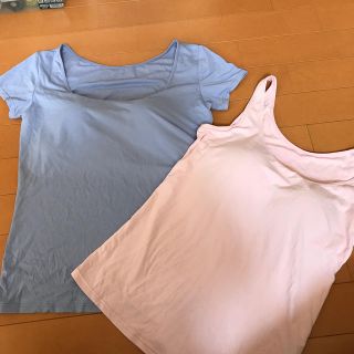 ユニクロ(UNIQLO)のユニクロ　ブラトップ  エアリズム  半袖のみ(その他)