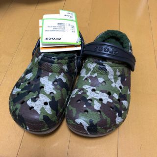 クロックス(crocs)の新品　クロックス　(サンダル)