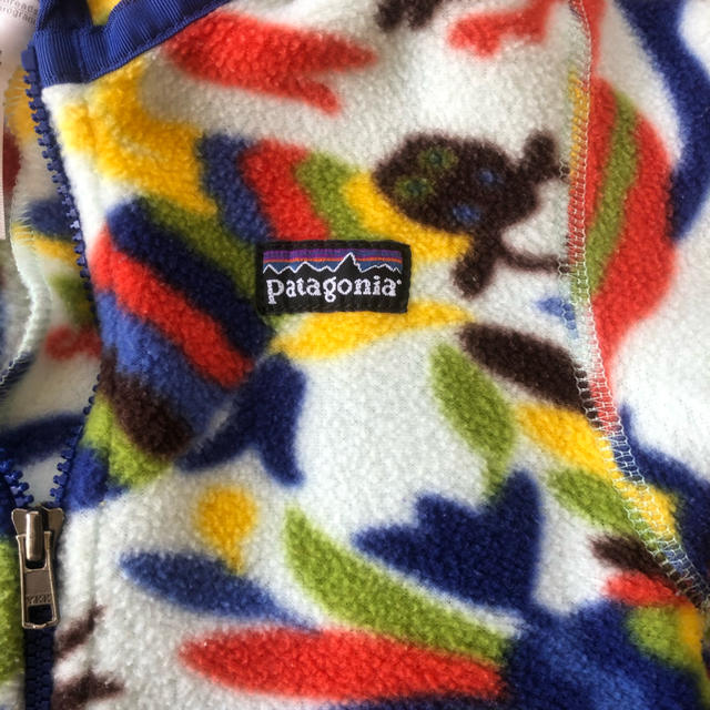 patagonia(パタゴニア)のPatagonia フリース キッズ/ベビー/マタニティのベビー服(~85cm)(ジャケット/コート)の商品写真