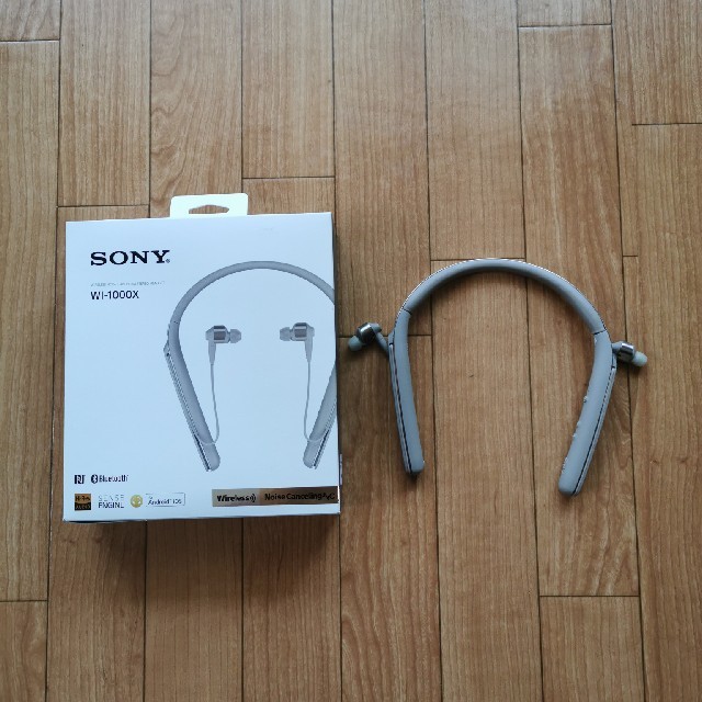 SONY WI-1000X - ヘッドフォン/イヤフォン