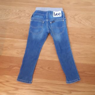 リー(Lee)の★美品★110★Leeデニムテーパードパンツ(パンツ/スパッツ)