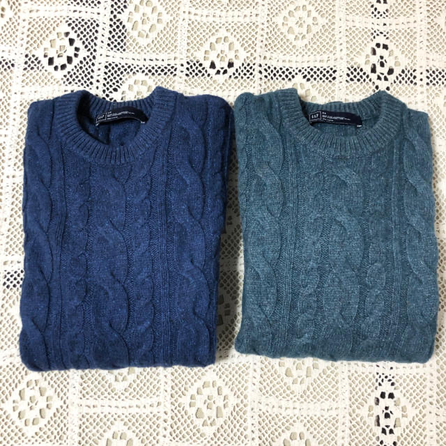 GAP(ギャップ)のGAP ニット　セーター　２枚セット メンズのトップス(ニット/セーター)の商品写真