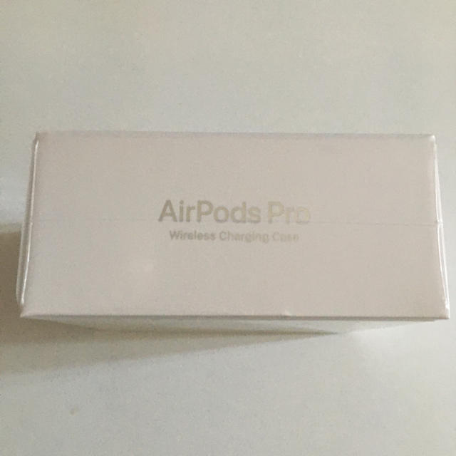 Apple AirPodsプロ MWP22J/A 正規品 2