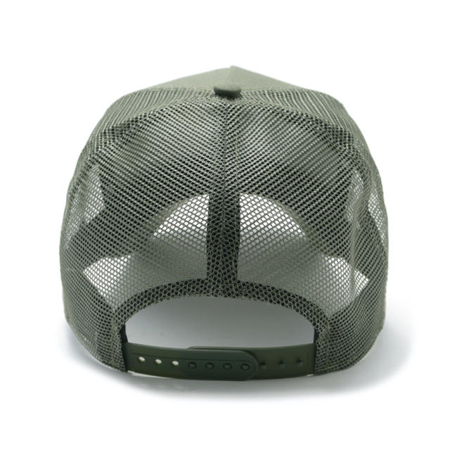 F.C.R.B.(エフシーアールビー)の新品 FCRB 20SS NEW ERA EMBLEM MESH CAP メンズの帽子(キャップ)の商品写真