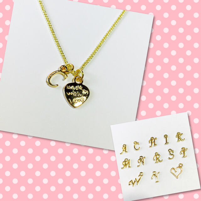 ♥️イニシャルネックレス♥️Made w レディースのアクセサリー(ネックレス)の商品写真