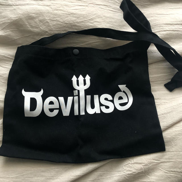 Deviluse(デビルユース)のdeviluse サコッシュ メンズのバッグ(トートバッグ)の商品写真