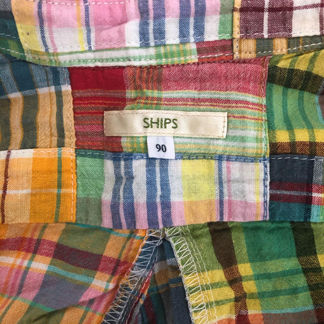 SHIPS KIDS(シップスキッズ)のシップス　半袖シャツ　90 キッズ/ベビー/マタニティのキッズ服男の子用(90cm~)(Tシャツ/カットソー)の商品写真