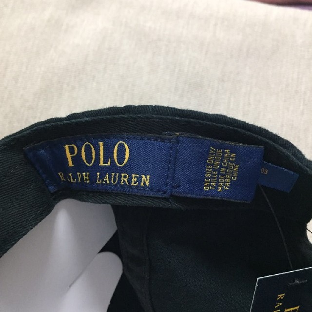 POLO RALPH LAUREN(ポロラルフローレン)の新品タグ付き男女兼用ラルフローレンキャップ黒/白 メンズの帽子(キャップ)の商品写真