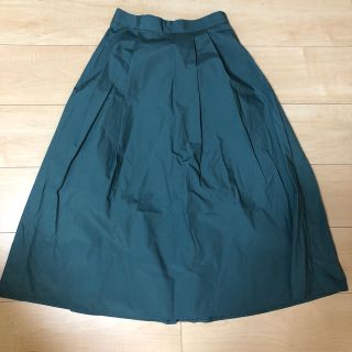 ジーユー(GU)の【美品】GU カラーフレアスカート(その他)