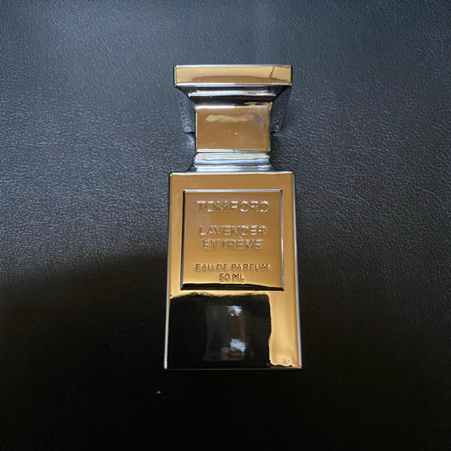 TOM FORD(トムフォード)のトムフォード ラベンダー エクストリーム オード パルファム 香水 50ml コスメ/美容の香水(香水(男性用))の商品写真