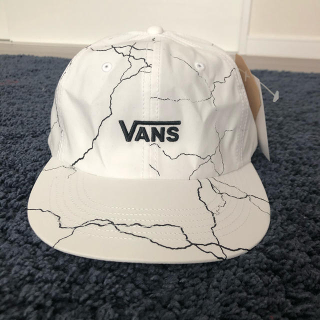 VANS(ヴァンズ)のVans バンズ　キャップ　タグ付き メンズの帽子(キャップ)の商品写真