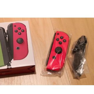 ニンテンドースイッチ(Nintendo Switch)の【スイッチ Switch】Joy-Con ジョイコン ピンク 右のみ (携帯用ゲーム機本体)