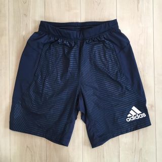 アディダス(adidas)のアディダス ハーフパンツ(ショートパンツ)