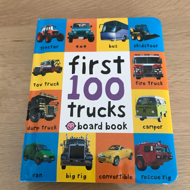 （子ども乗り物絵本：英語）first 100 trucks エンタメ/ホビーの本(絵本/児童書)の商品写真