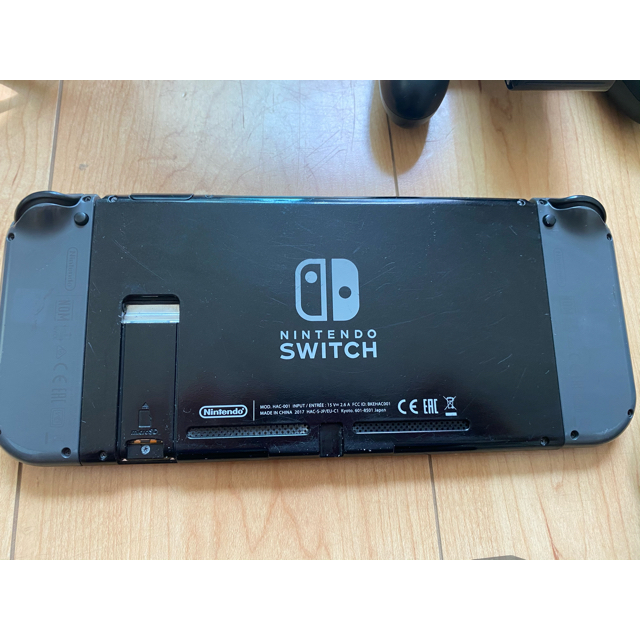 Nintendo Switch(ニンテンドースイッチ)の任天堂Switch  エンタメ/ホビーのゲームソフト/ゲーム機本体(家庭用ゲーム機本体)の商品写真