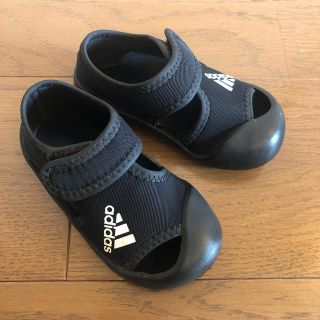 アディダス(adidas)のアディダス　13表示ですが14センチのスニーカーの頃使用(サンダル)