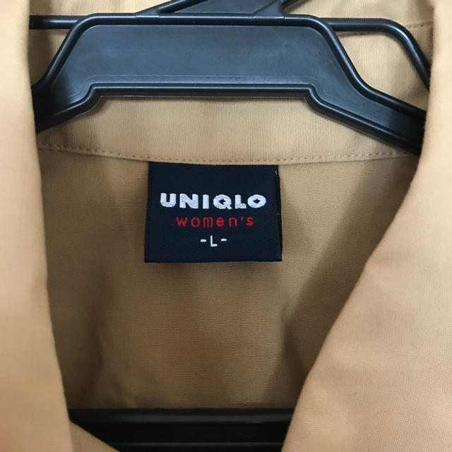 UNIQLO(ユニクロ)のUNIQLO ノースリーブシャツ（新品） レディースのトップス(シャツ/ブラウス(半袖/袖なし))の商品写真