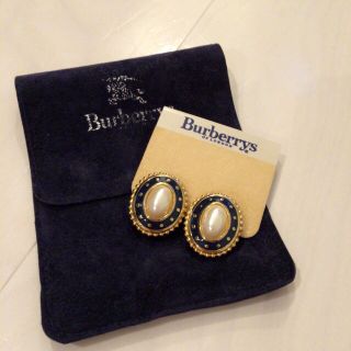 バーバリー(BURBERRY)のBurberrys イヤリング(イヤリング)