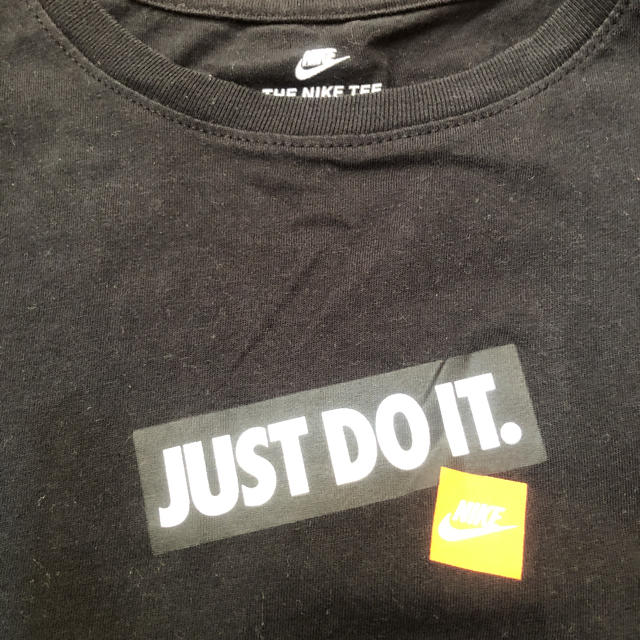 NIKE(ナイキ)のNIKE  JUST DO IT. Tシャツ　L レディースのトップス(Tシャツ(半袖/袖なし))の商品写真