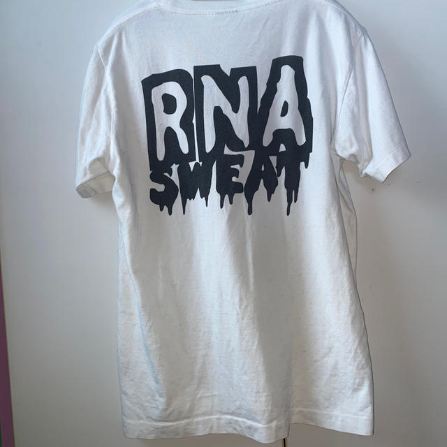 RNA(アールエヌエー)のRNA media 白T レディースのトップス(Tシャツ(半袖/袖なし))の商品写真