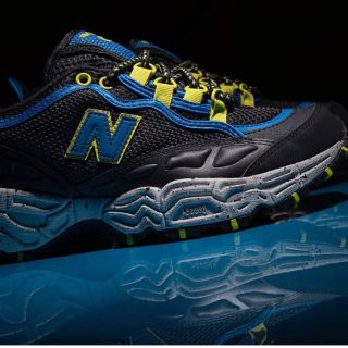 ニューバランス(New Balance)の☆超人気☆新品ニューバランス new balance ML801GLC 26(スニーカー)