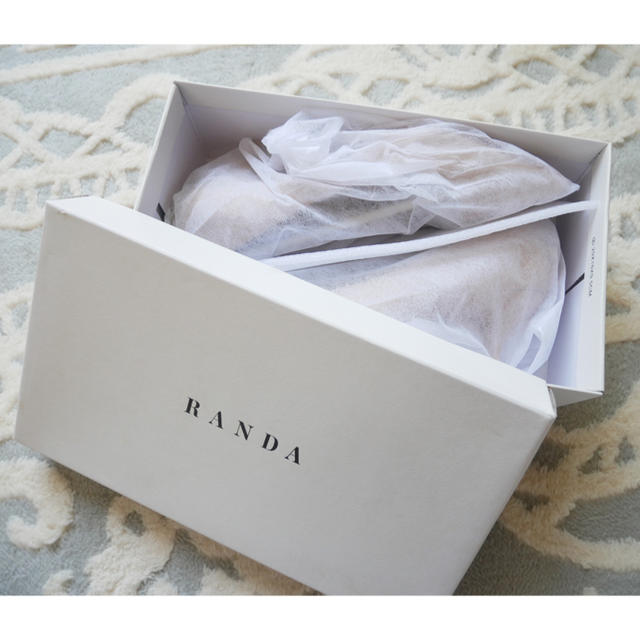 RANDA(ランダ)の【新品・未使用】RANDAパンプス レディースの靴/シューズ(ハイヒール/パンプス)の商品写真