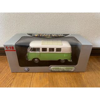 フォルクスワーゲン(Volkswagen)のVolkswagen Microbus 1:18 (ミニカー)