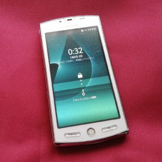 エヌティティドコモ(NTTdocomo)のAQUOS PHONE SH-12C(スマートフォン本体)