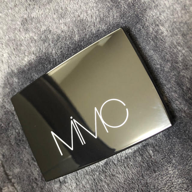 MiMC(エムアイエムシー)のMiMC ビオモイスチュアシャドー 26 コスメ/美容のベースメイク/化粧品(アイシャドウ)の商品写真