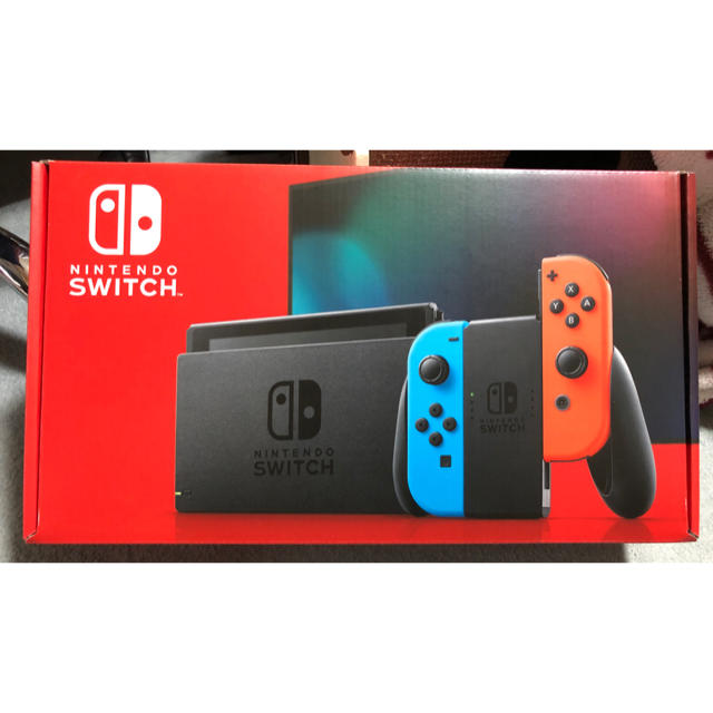 任天堂　Switch  本体　新型