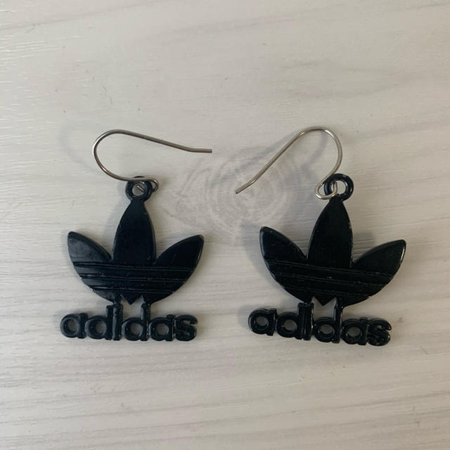 adidas(アディダス)のadidasピアス メンズのアクセサリー(ピアス(両耳用))の商品写真