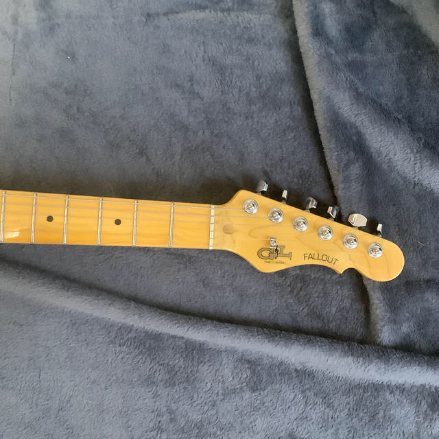 G&L Fallout  Tribute Series 1