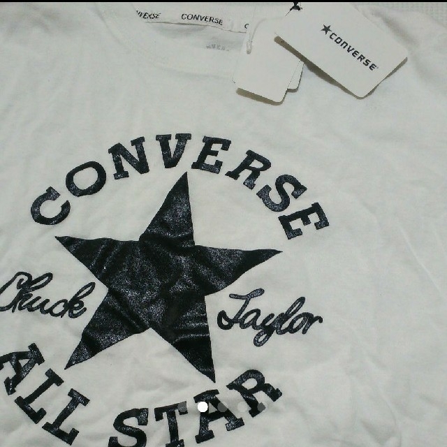 CONVERSE(コンバース)のなおちゃん様専用CONVERSE スヌーピー Tシャツ レディースのトップス(Tシャツ(半袖/袖なし))の商品写真