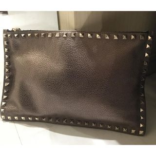 値下げ！Valentino ヴァレンティノ スタッズクラッチバッグ ブラック