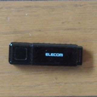 USBメモリー　ELECOM８GB(その他)