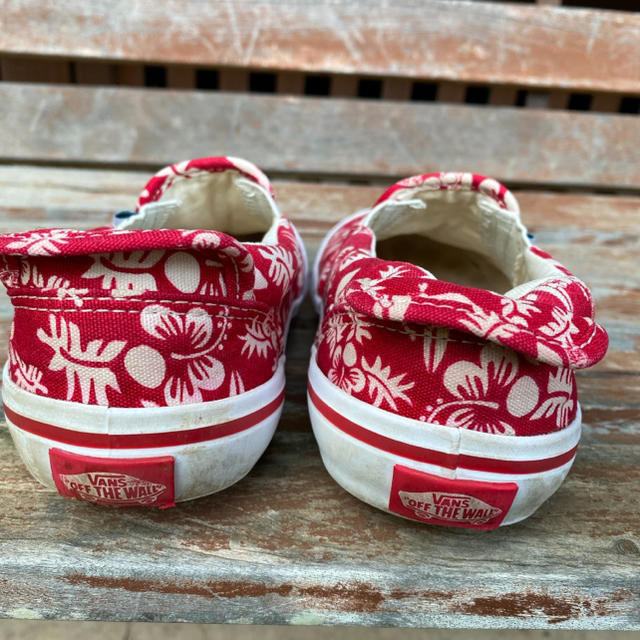 VANS(ヴァンズ)のvans スリッポン キッズ/ベビー/マタニティのキッズ靴/シューズ(15cm~)(スリッポン)の商品写真