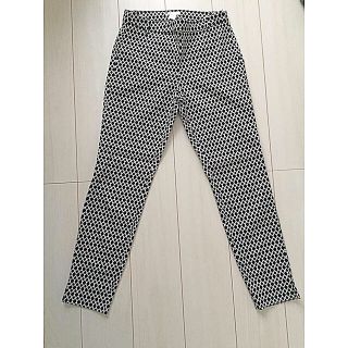 エイチアンドエム(H&M)のH & M スキニーパンツ　美品(スキニーパンツ)