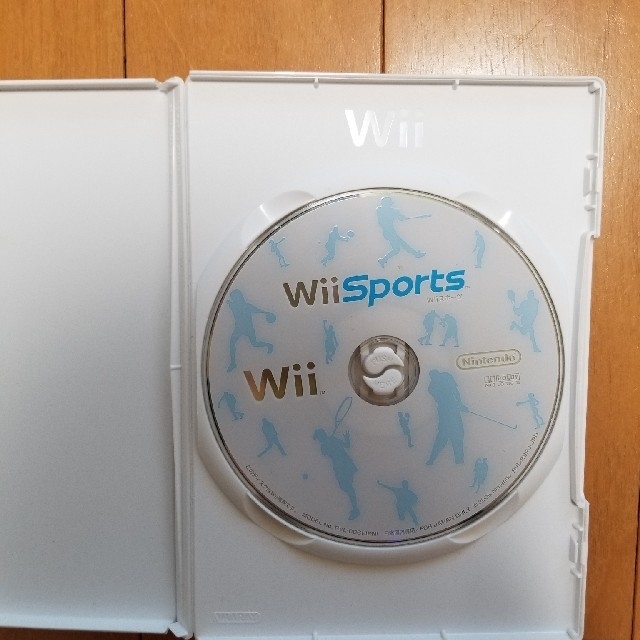 Wiiスポーツ Wii エンタメ/ホビーのゲームソフト/ゲーム機本体(家庭用ゲームソフト)の商品写真