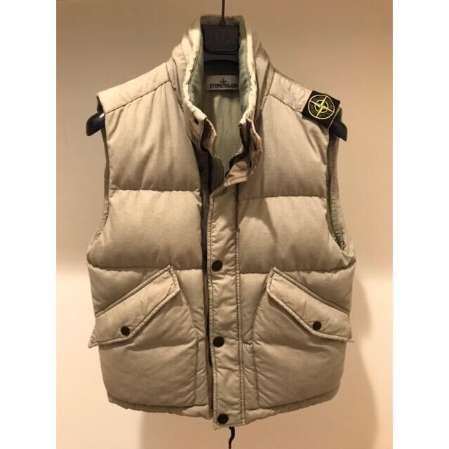 値下げ中!ストーンアイランド S ダウンベスト stone island | フリマアプリ ラクマ
