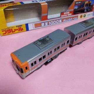 Takara Tomy   京王系オレンジベージュ プラレールの通販｜ラクマ