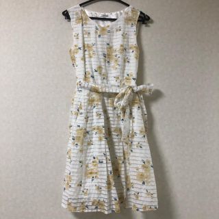 美品！花柄ワンピース(ひざ丈ワンピース)