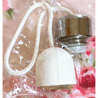LAURA ASHLEY(天井照明)のフリマアイテム一覧 LAURA ASHLEY(天井照明)のフリマアイテム一覧