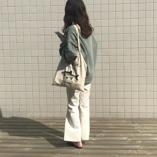 スタイルナンダ(STYLENANDA)のSTYLE NANDA オフショルスウェット(トレーナー/スウェット)