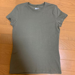 ギャップ(GAP)の美品　GAP ストレッチ　Tシャツ　カーキ(Tシャツ(半袖/袖なし))