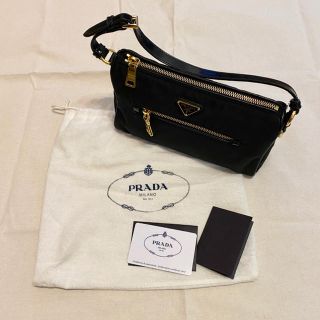 プラダ(PRADA)のPRADA ナイロン ハンドバッグ(ハンドバッグ)