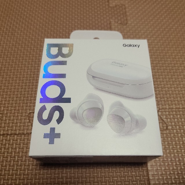 Galaxy(ギャラクシー)のgalaxy buds+　新品未使用品 スマホ/家電/カメラのオーディオ機器(ヘッドフォン/イヤフォン)の商品写真