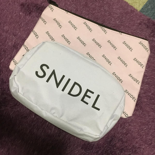 SNIDEL(スナイデル)のスナイデル☆ポーチ2点セット レディースのファッション小物(ポーチ)の商品写真