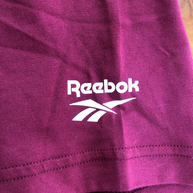 Reebok(リーボック)のReebok  Tシャツ　メンズ メンズのトップス(Tシャツ/カットソー(半袖/袖なし))の商品写真