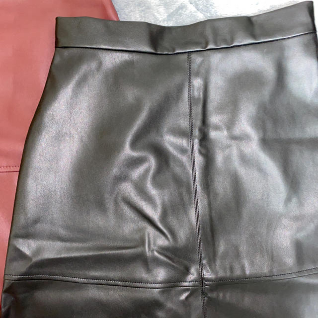 H&M(エイチアンドエム)のささ様　専用 レディースのスカート(ひざ丈スカート)の商品写真