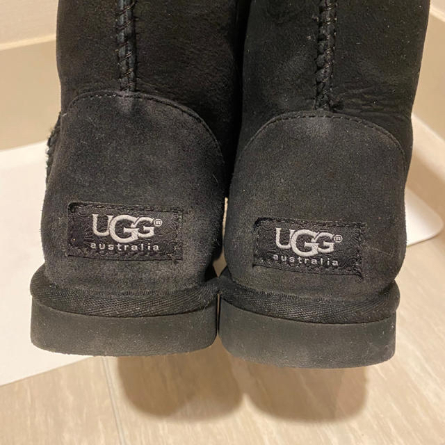 UGG(アグ)のUGG／ムートンブーツ CLASSIC TALL 黒  Black レディースの靴/シューズ(ブーツ)の商品写真